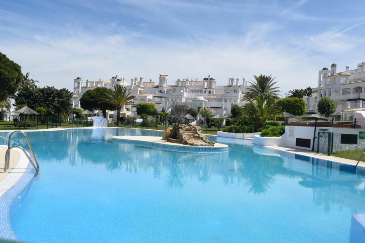 Apartamento Atlanterra Pueblo Donkey - Piscina, parking Zahara de los Atunes Exterior foto